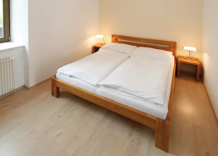 Stará škola * Vysoké nad Jizerou